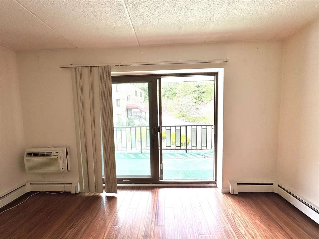 1 bed, 1 bath apartment for rent at 80 North Warren Unit 20, Woburn — photo 32 of 39