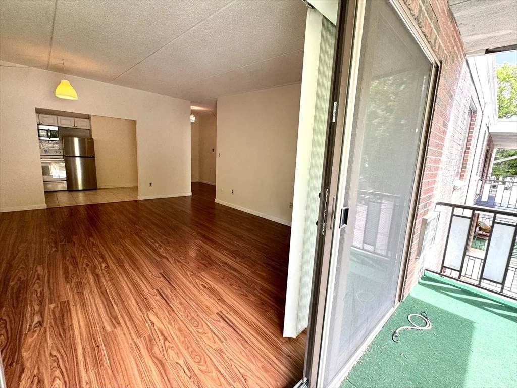 1 bed, 1 bath apartment for rent at 80 North Warren Unit 20, Woburn — photo 33 of 39