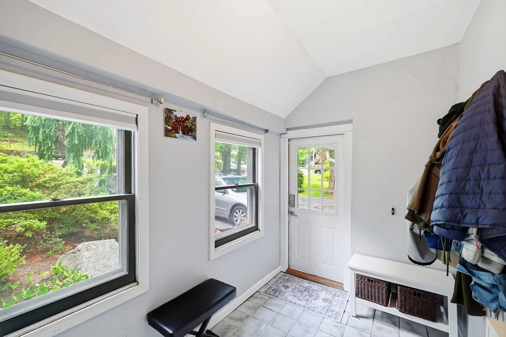 3 bed, 1 bath apartment for rent at 80 Old Mill Rd Unit 0, Shrewsbury — photo 22 of 36