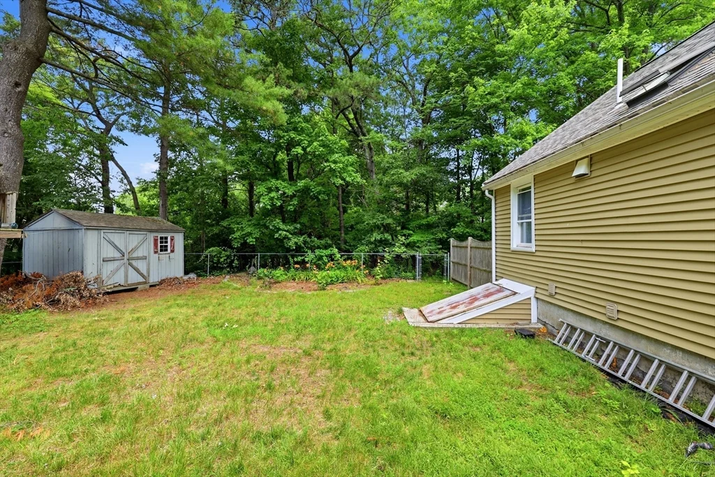 3 bed, 1 bath apartment for rent at 80 Old Mill Rd Unit 0, Shrewsbury — photo 27 of 36