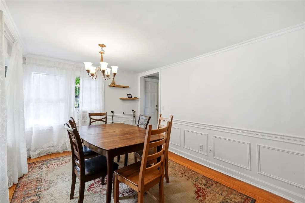 3 bed, 1 bath apartment for rent at 80 Old Mill Rd Unit 0, Shrewsbury — photo 3 of 36