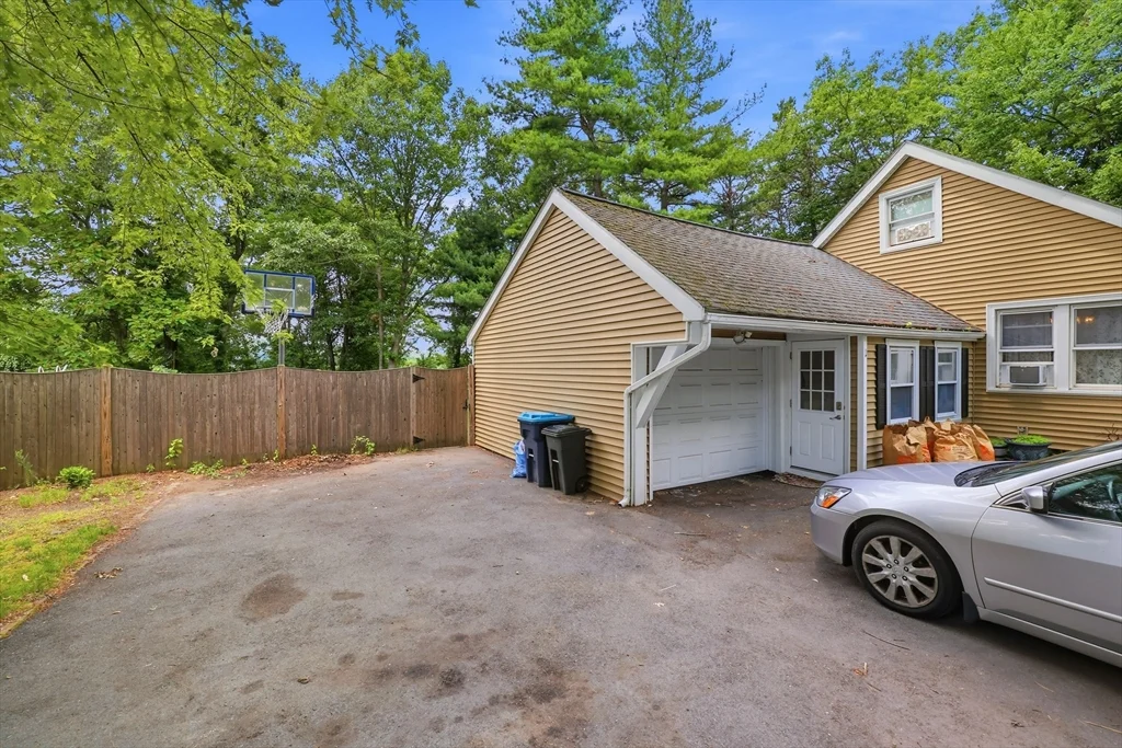3 bed, 1 bath apartment for rent at 80 Old Mill Rd Unit 0, Shrewsbury — photo 33 of 36