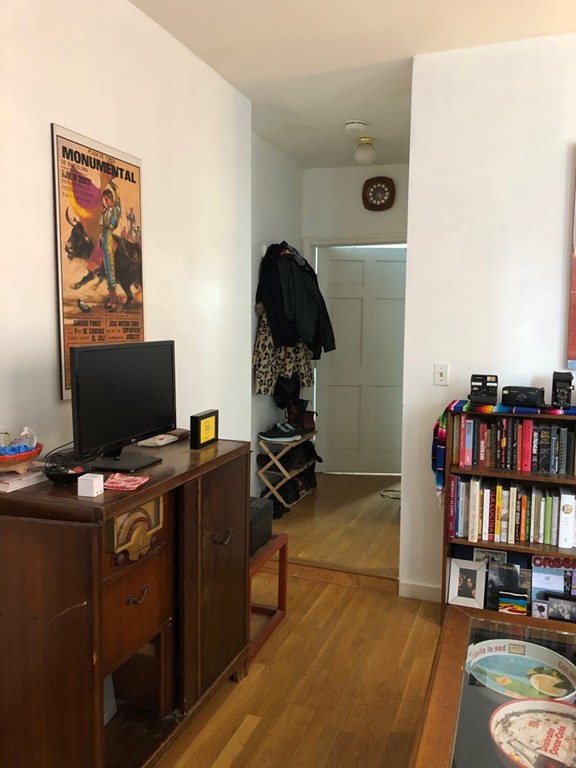 1 bed, 1 bath apartment for rent at 80 Orleans St Unit 1, East Boston — photo 14 of 14