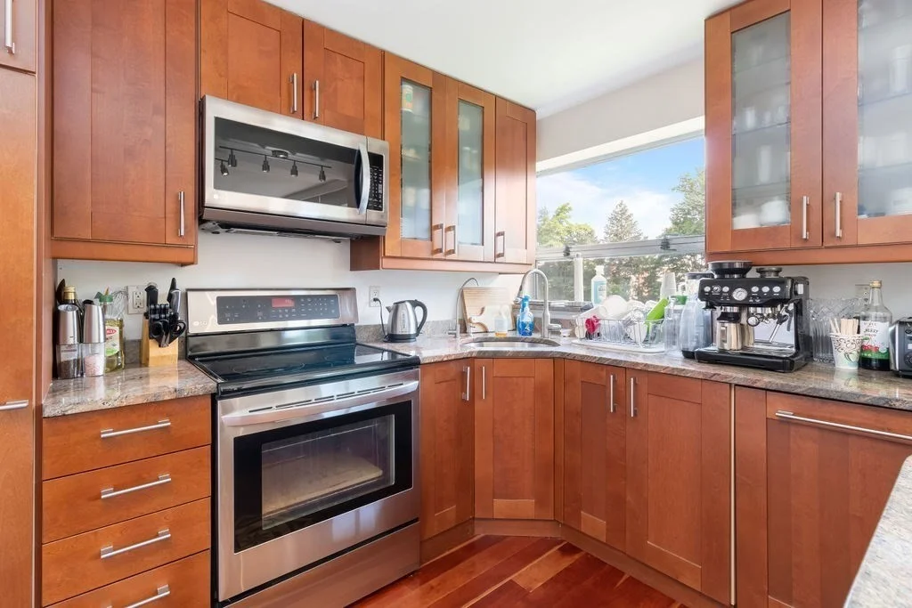 3 bed, 2 bath apartment for rent at 80 Park St Unit 32, Brookline — photo 7 of 16