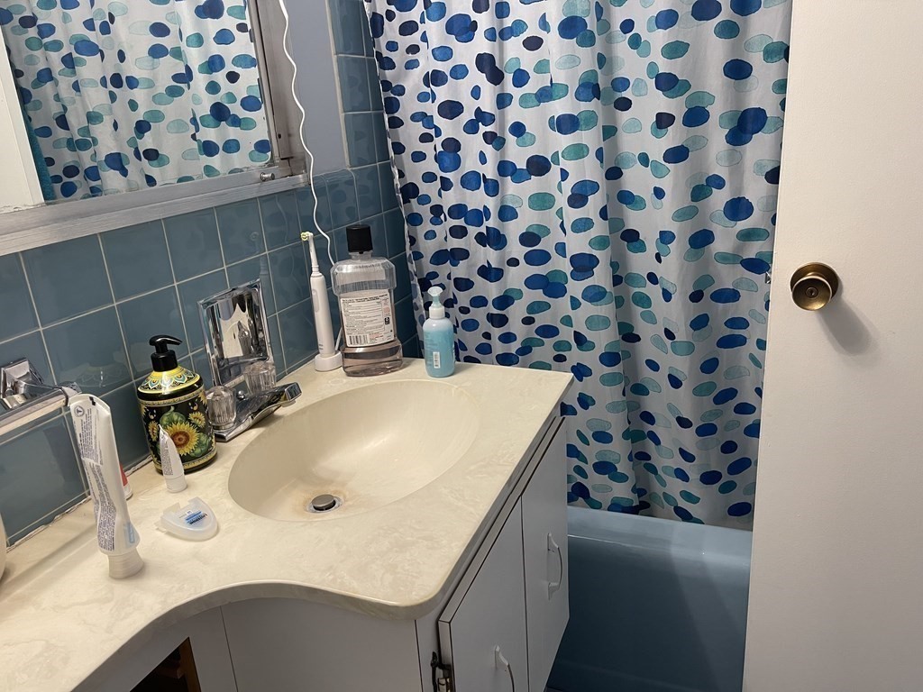 3 bed, 2 bath apartment for rent at 80 Park St Unit 74, Coolidge Corner — photo 11 of 15