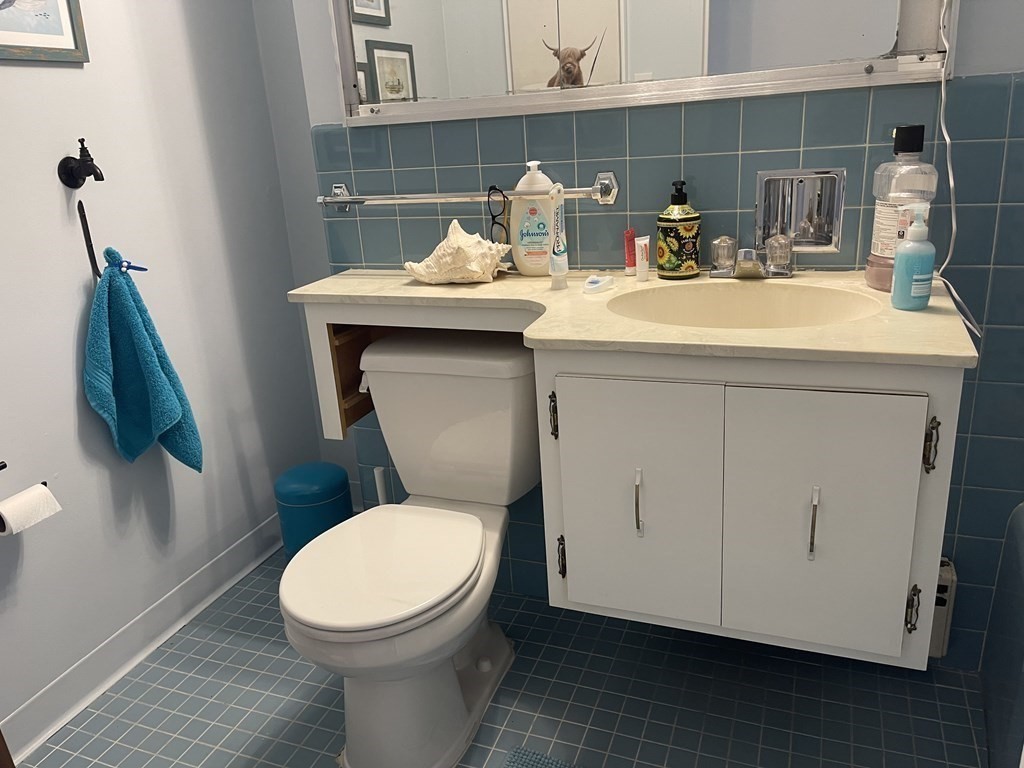 3 bed, 2 bath apartment for rent at 80 Park St Unit 74, Coolidge Corner — photo 12 of 15