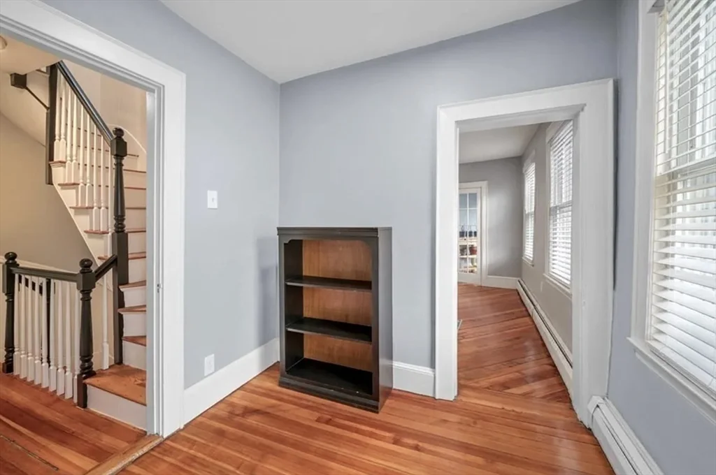 3 bed, 1 bath apartment for rent at 80 Park St Unit A, Chelsea — photo 4 of 11