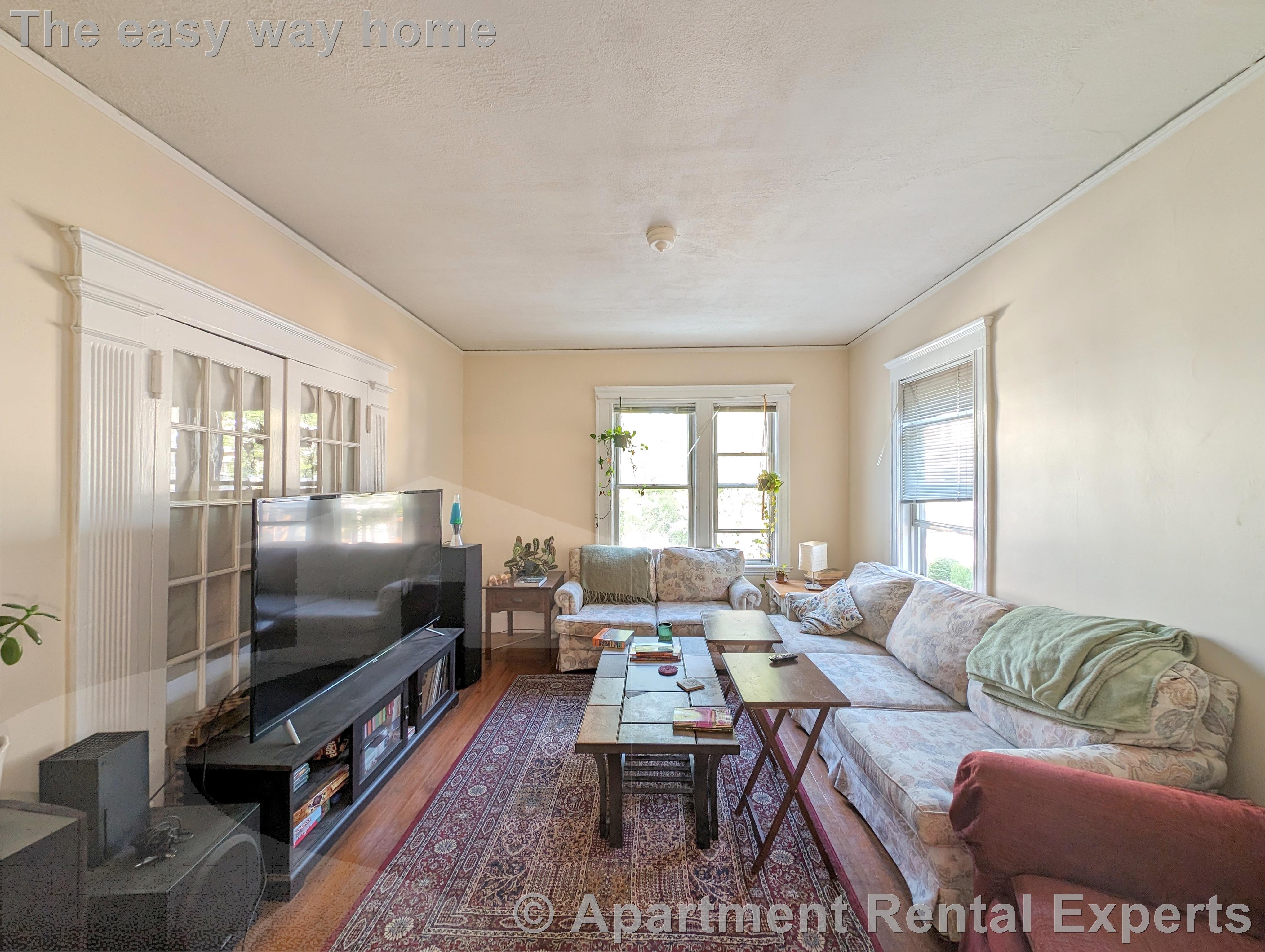 4 bed, 1 bath apartment for rent at 80 Pearson Rd Unit 2, Tufts — photo 4 of 28