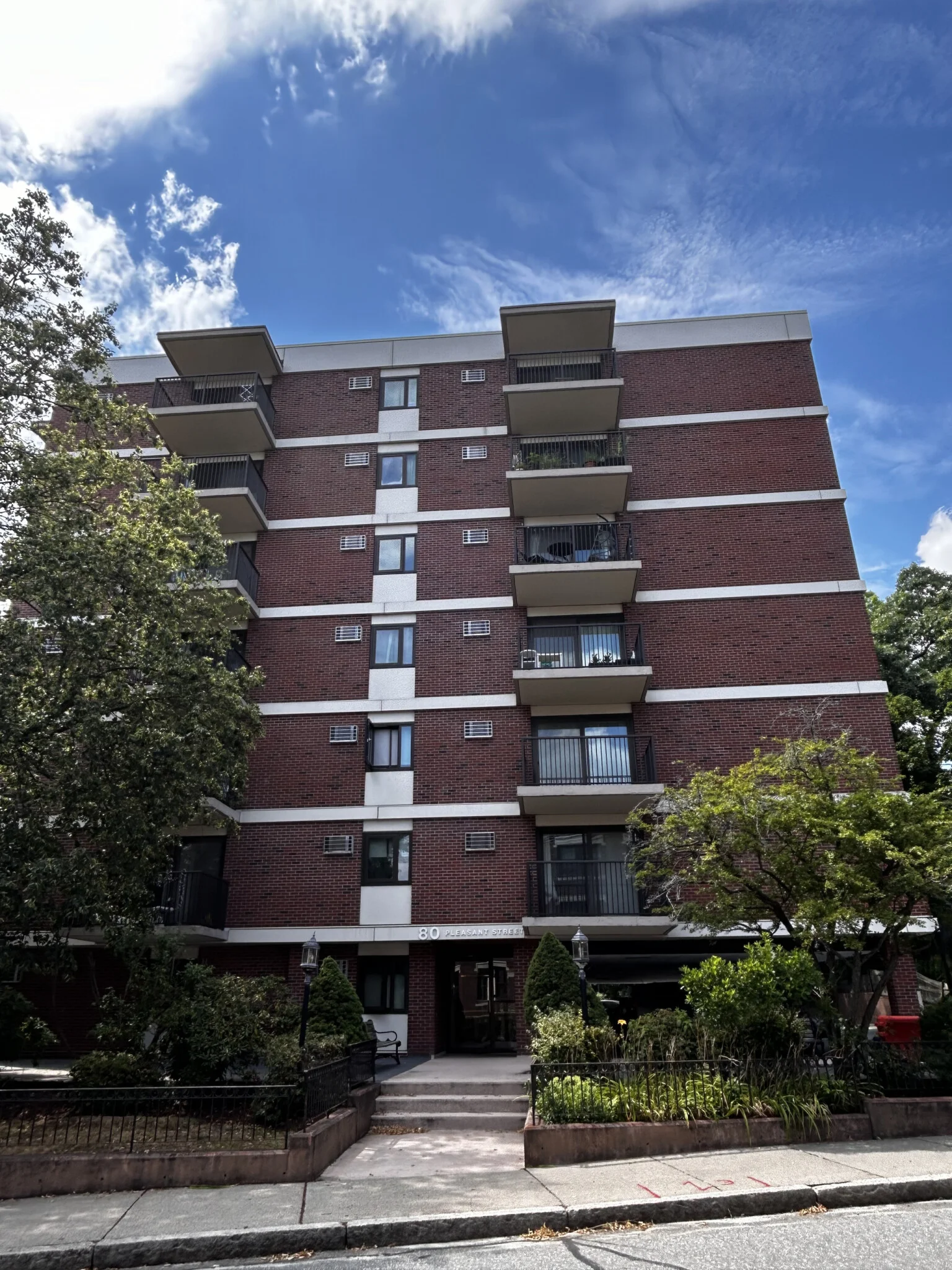 2 bed, 1.5 bath apartment for rent at 80 Pleasant St Unit 66, Coolidge Corner — photo 18 of 19