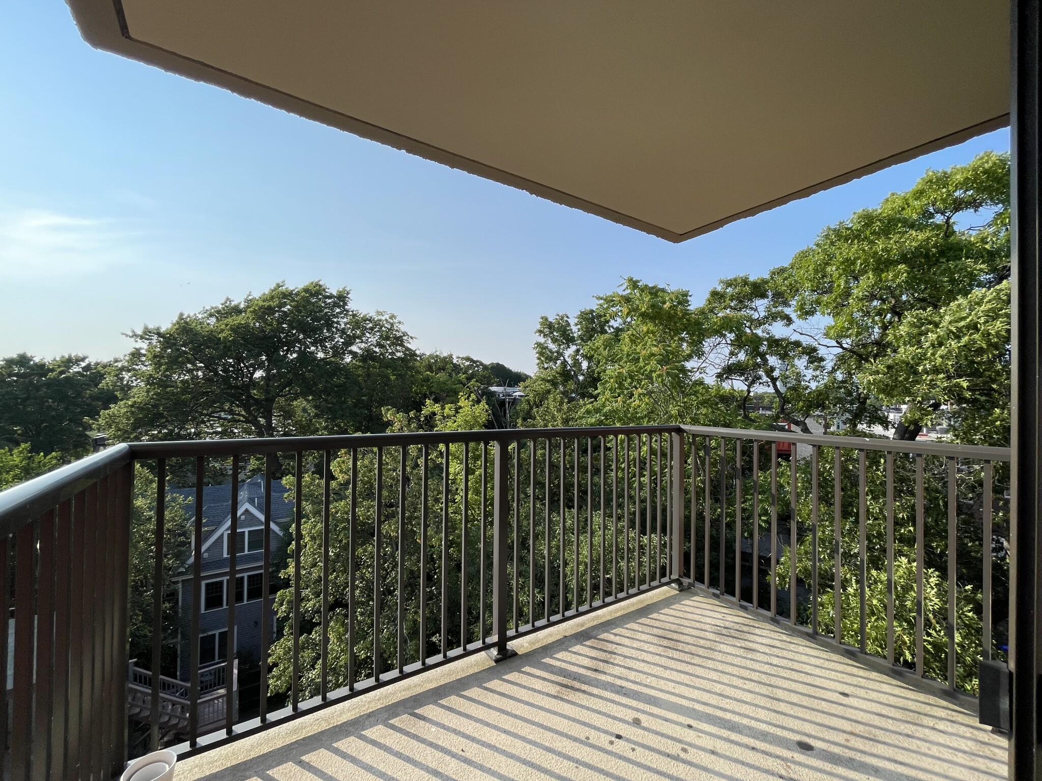 2 bed, 1.5 bath apartment for rent at 80 Pleasant St Unit 76, Coolidge Corner — photo 4 of 20
