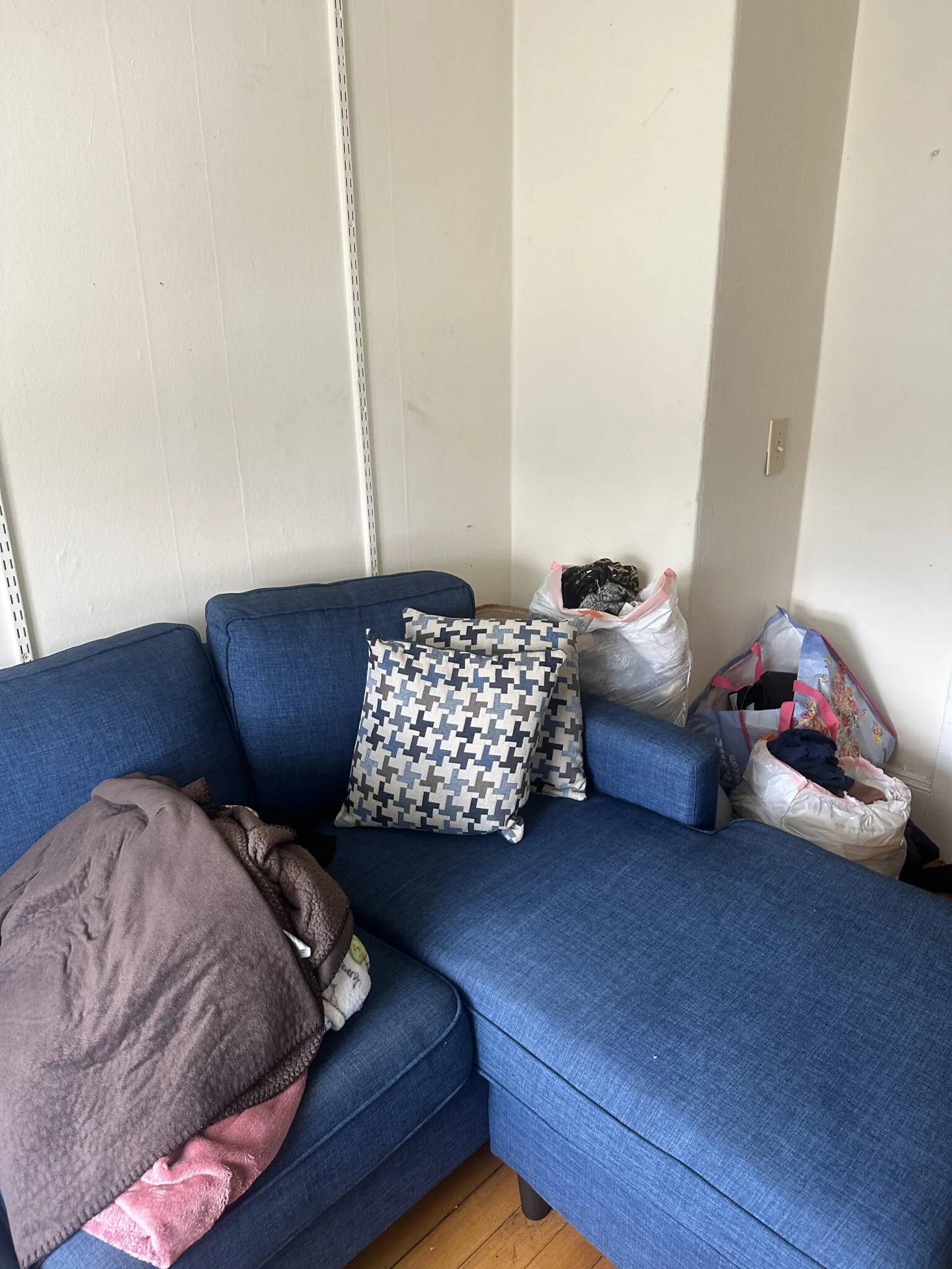 2 bed, 1 bath apartment for rent at 80 Prentiss St Unit 2, Watertown — photo 9 of 17