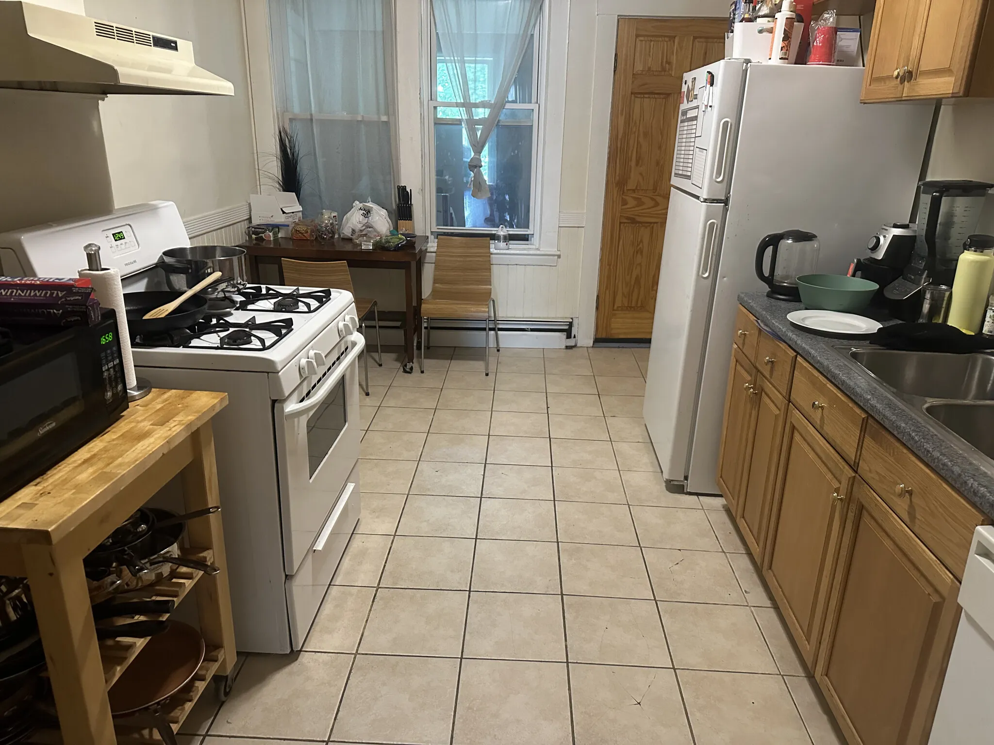2 bed, 1 bath apartment for rent at 80 Prentiss St Unit 2, Watertown — photo 1 of 17
