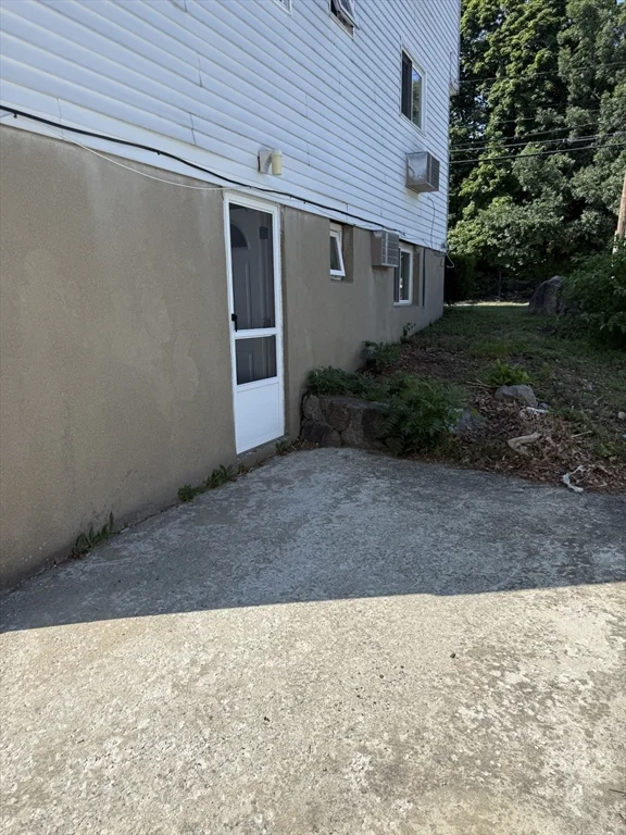 1 bed, 1 bath apartment for rent at 80 Quarry St Unit 5, Quincy — photo 10 of 10