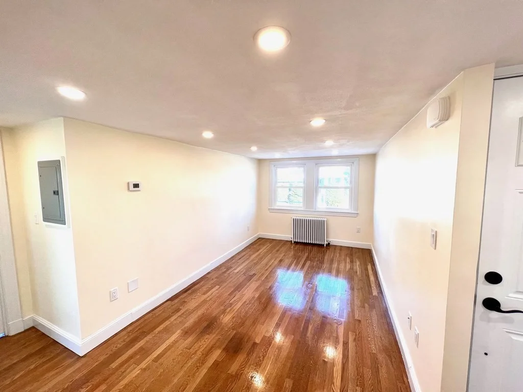 1 bed, 1 bath apartment for rent at 80 Quincy Ave Unit 2, Winthrop — photo 6 of 14