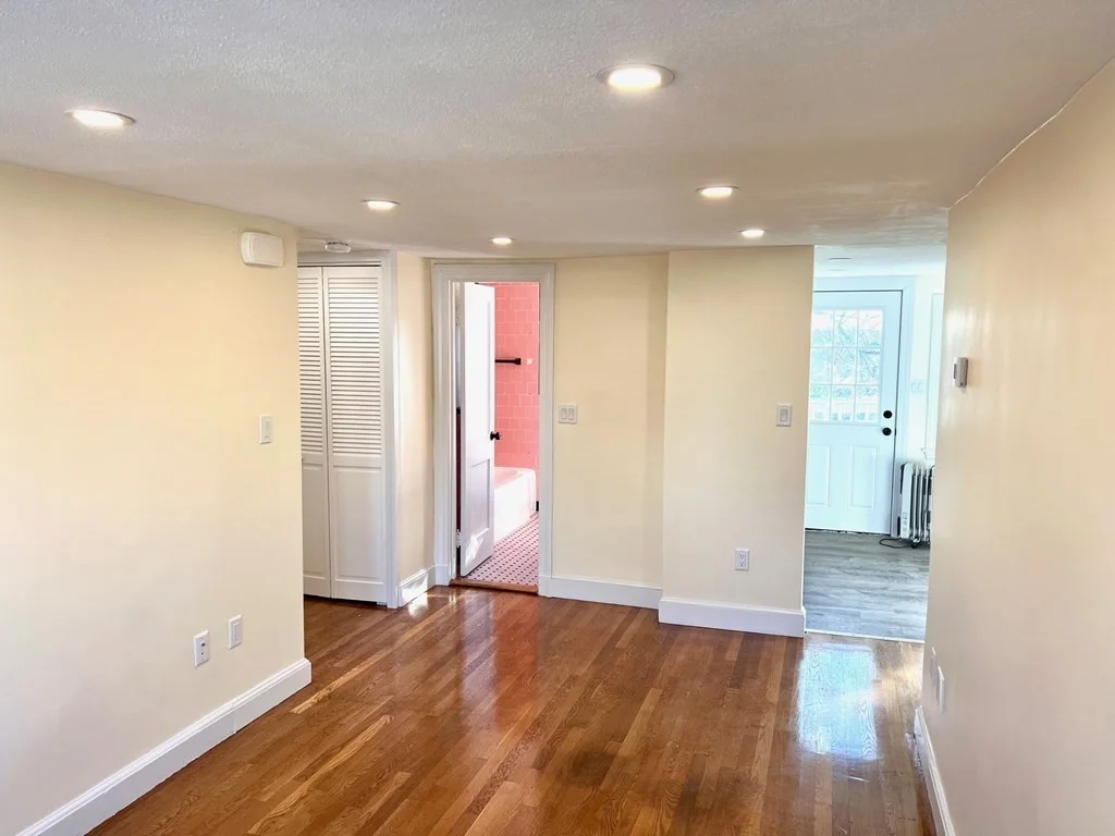 1 bed, 1 bath apartment for rent at 80 Quincy Ave Unit 2, Winthrop — photo 9 of 14