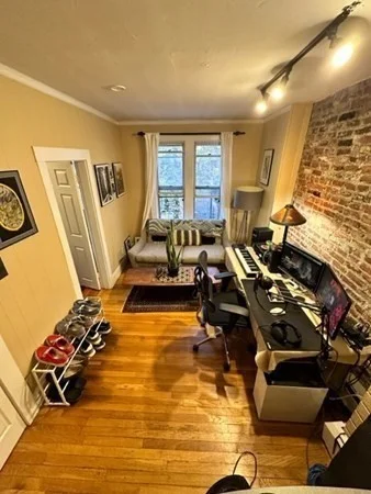 1 bed, 1 bath apartment for rent at 80 Revere St Unit 3, Boston — photo 2 of 6