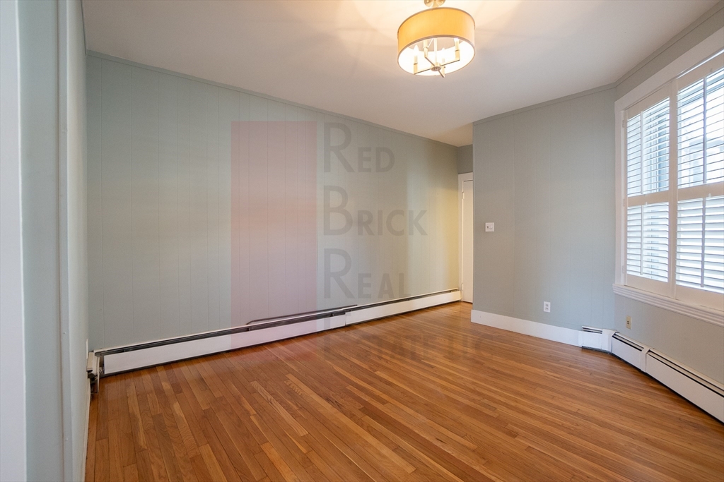 2 bed, 1 bath apartment for rent at 80 Revere St Unit 8, Beacon Hill — photo 2 of 8