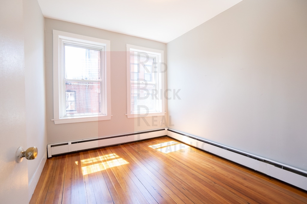 2 bed, 1 bath apartment for rent at 80 Revere St Unit 8, Beacon Hill — photo 7 of 8