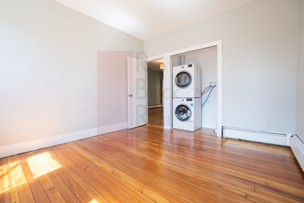 2 bed, 1 bath apartment for rent at 80 Revere St Unit 8, Beacon Hill — photo 6 of 8