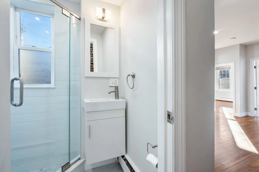 2 bed, 1 bath apartment for rent at 80 Revere Unit 10, Beacon Hill — photo 11 of 19