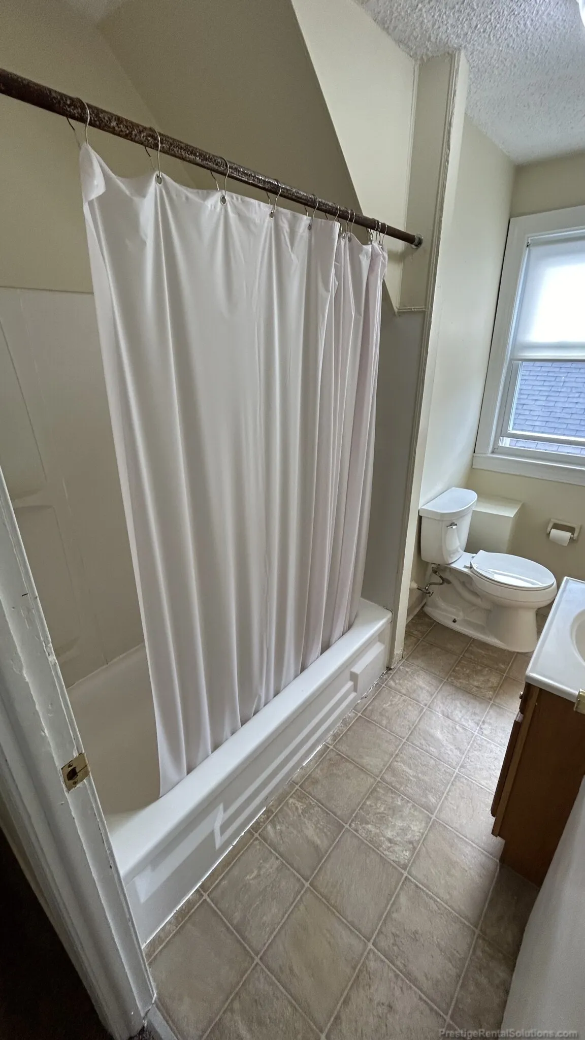 2 bed, 1 bath apartment for rent at 80 Robbins St Unit 5, South Side — photo 17 of 29