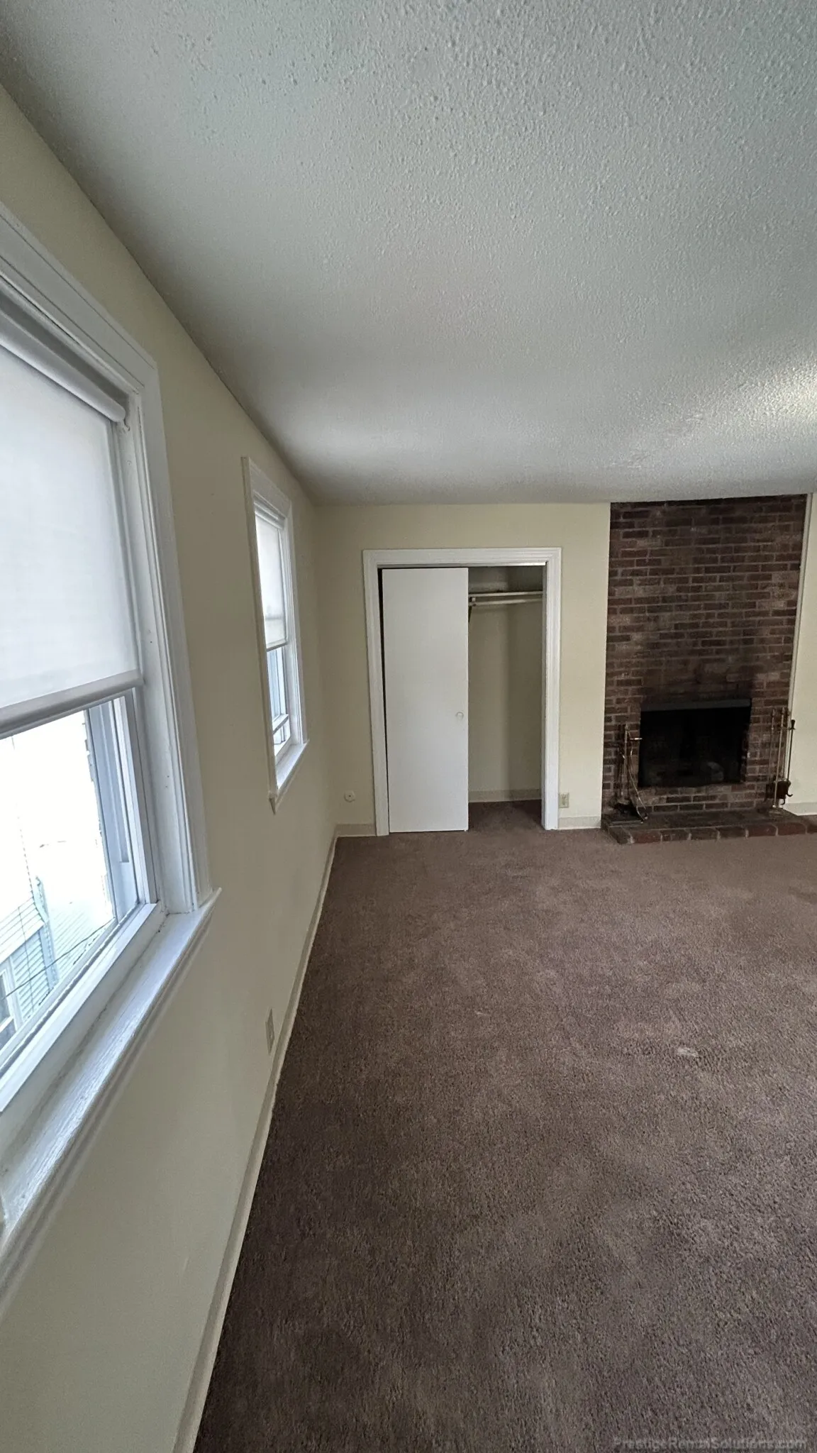 2 bed, 1 bath apartment for rent at 80 Robbins St Unit 5, South Side — photo 5 of 29
