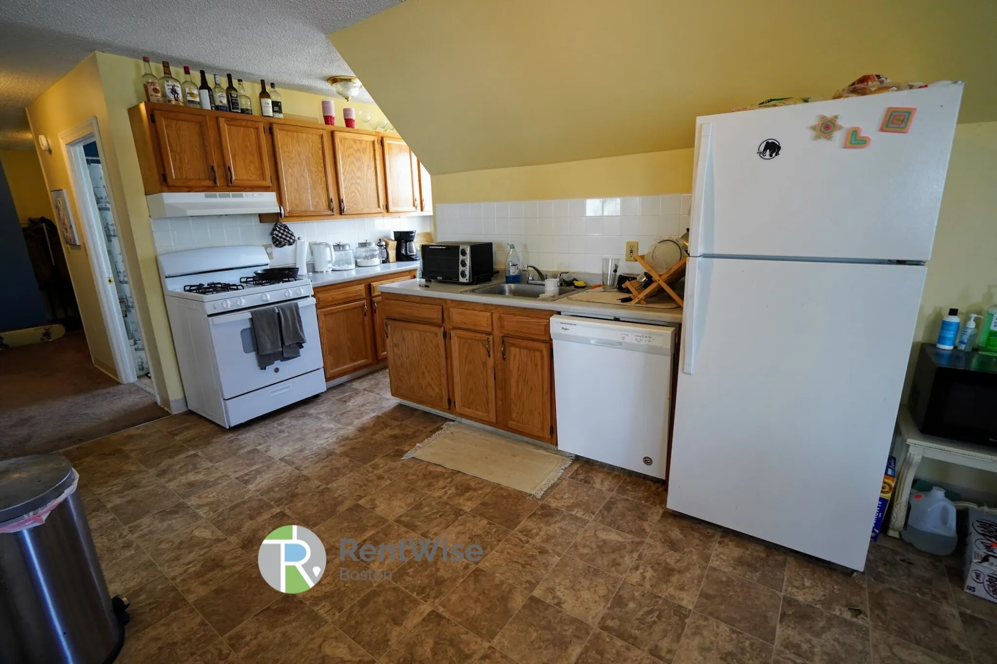 2 bed, 1 bath apartment for rent at 80 Robbins St Unit 5, South Side — photo 24 of 36