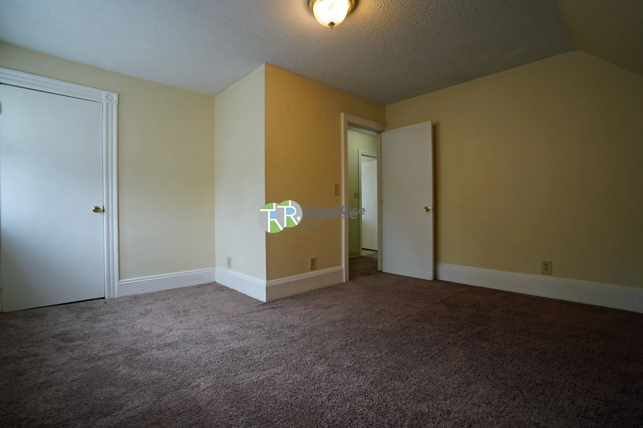 2 bed, 1 bath apartment for rent at 80 Robbins St Unit 5, South Side — photo 18 of 36