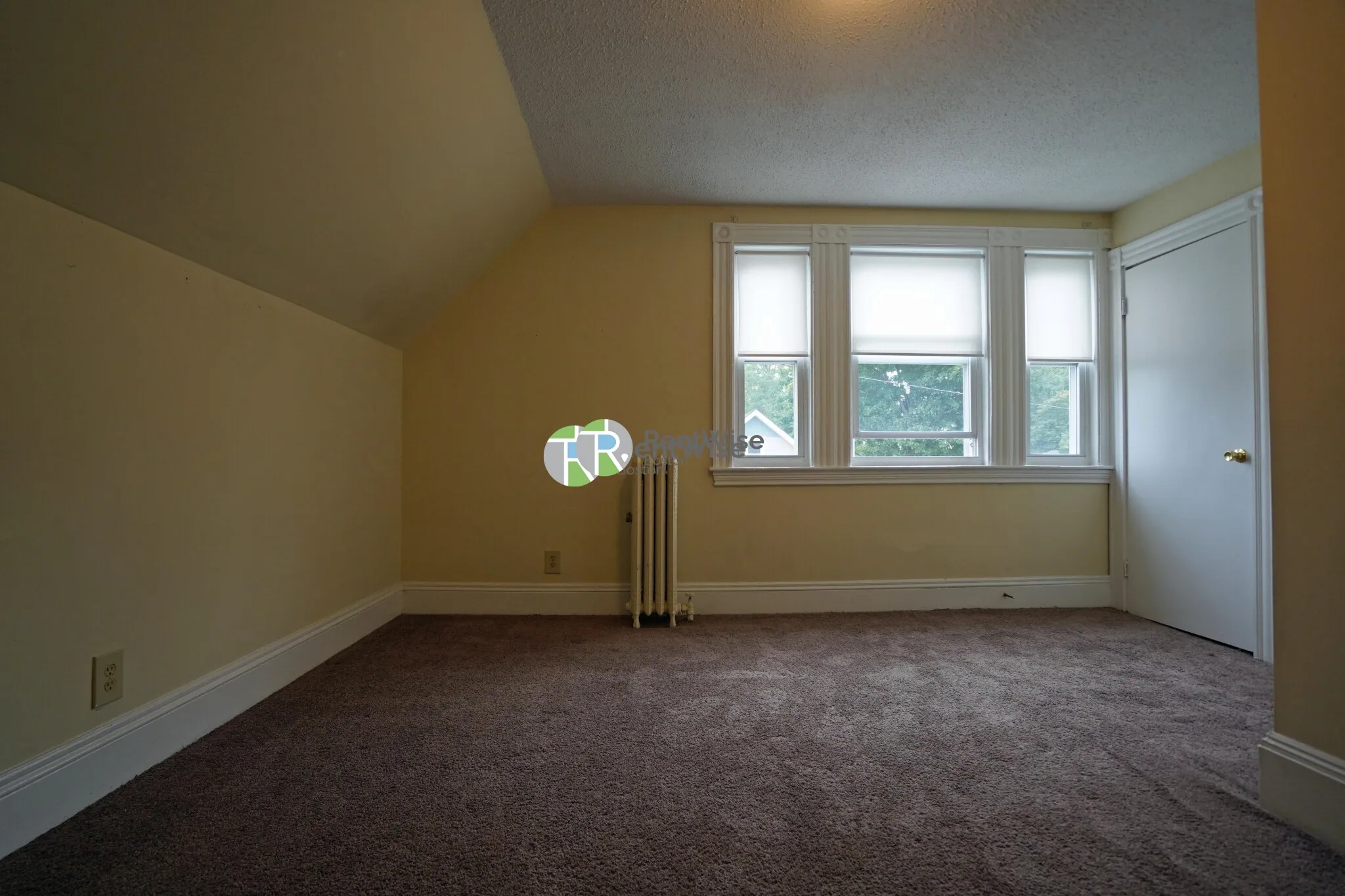 2 bed, 1 bath apartment for rent at 80 Robbins St Unit 5, South Side — photo 16 of 36