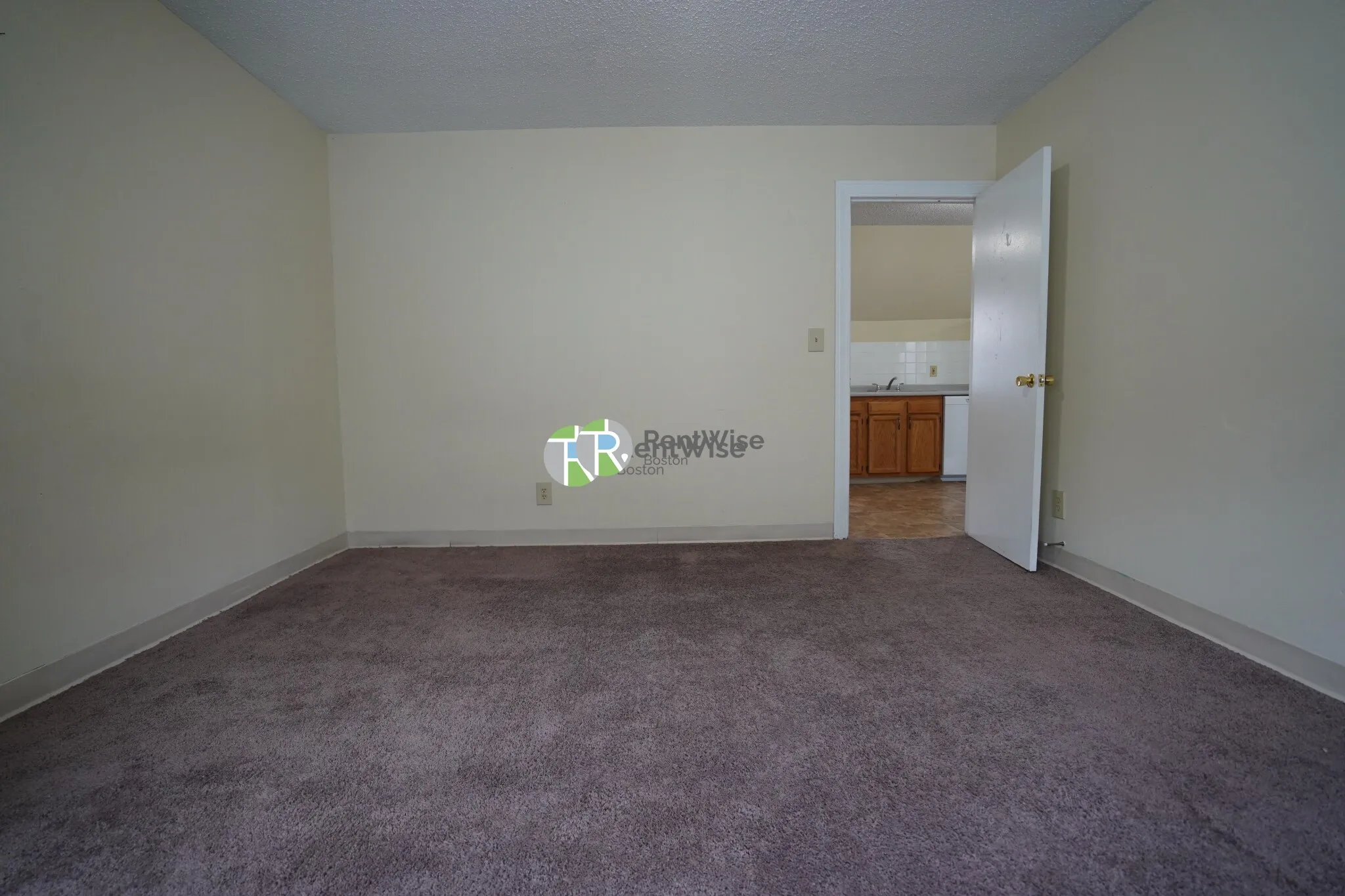 2 bed, 1 bath apartment for rent at 80 Robbins St Unit 5, South Side — photo 14 of 36