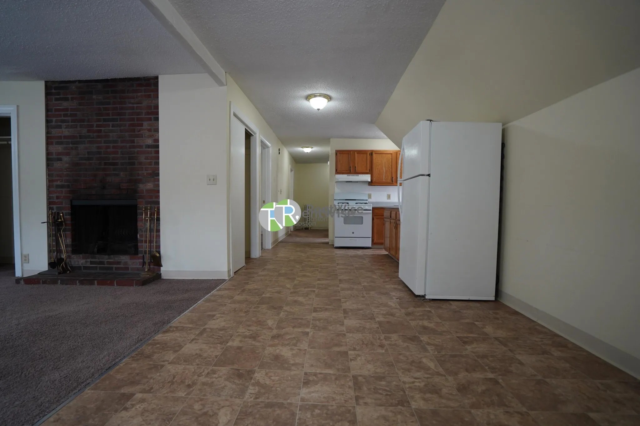 2 bed, 1 bath apartment for rent at 80 Robbins St Unit 5, South Side — photo 8 of 36