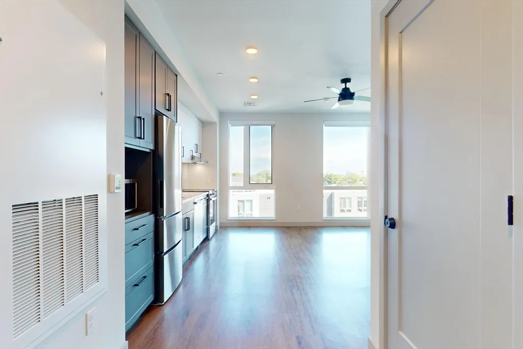 Studio bed, 1 bath apartment for rent at 80 Rugg Rd Unit 1227, Allston — photo 9 of 13
