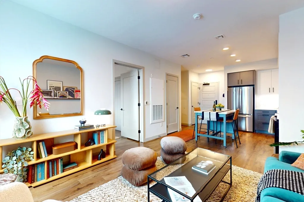 1 bed, 1 bath apartment for rent at 80 Rugg Rd Unit 1301, Allston — photo 2 of 20