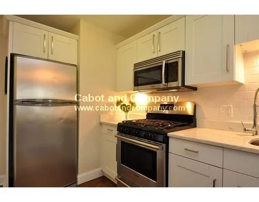 2 bed, 1 bath apartment for rent at 80 Rutland St Unit 2A, South End — photo 5 of 11