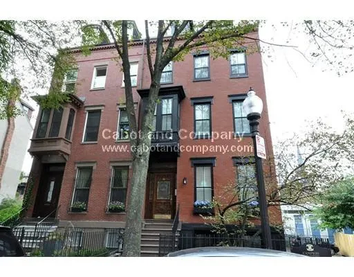 2 bed, 1 bath apartment for rent at 80 Rutland St Unit 2A, South End — photo 10 of 11