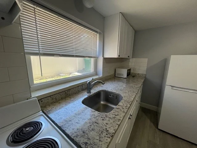 1 bed, 1 bath apartment for rent at 80 Sea St Unit 2, Weymouth — photo 1 of 11
