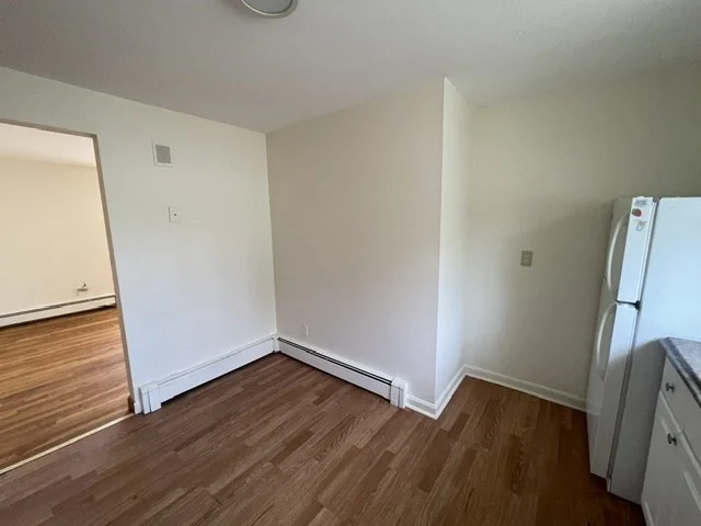 1 bed, 1 bath apartment for rent at 80 Sea St Unit 3, Weymouth — photo 3 of 9
