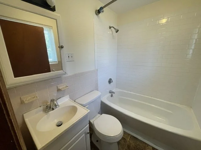1 bed, 1 bath apartment for rent at 80 Sea St Unit 3, Weymouth — photo 9 of 9