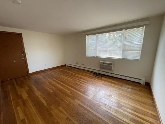1 bed, 1 bath apartment for rent at 80 Sea St Unit 3, Weymouth — photo 5 of 9