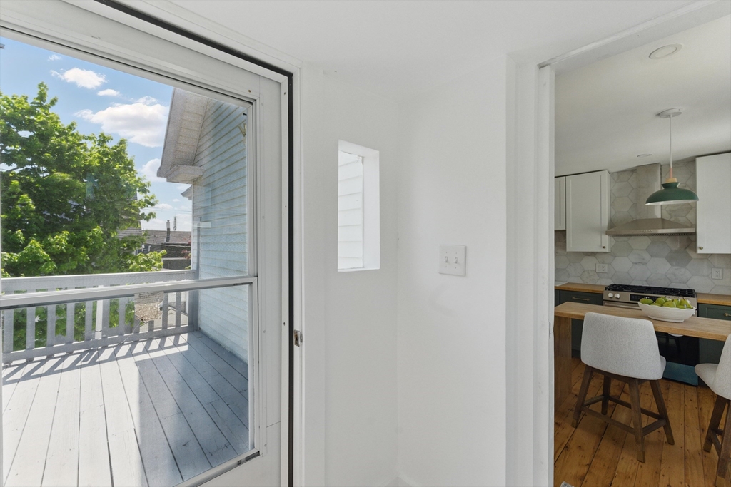 3 bed, 2 bath apartment for rent at 80 Shirley St Unit 2, Winthrop — photo 16 of 39