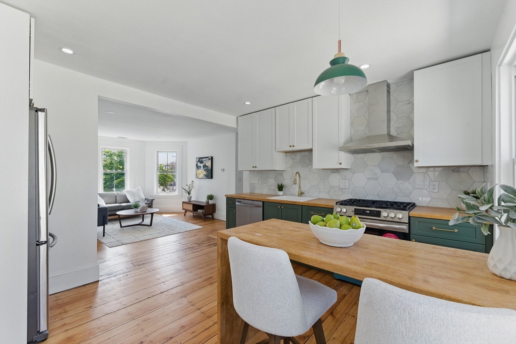 3 bed, 2 bath apartment for rent at 80 Shirley St Unit 2, Winthrop