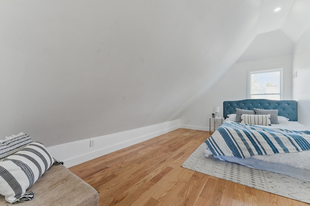 3 bed, 2 bath apartment for rent at 80 Shirley St Unit 2, Winthrop — photo 29 of 39