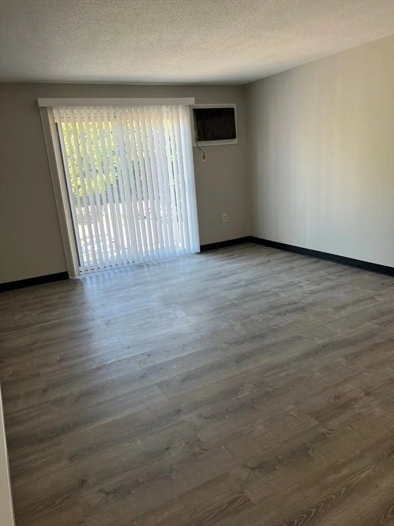 2 bed, 1 bath apartment for rent at 80 Stanton St Unit 30, Worcester — photo 7 of 15