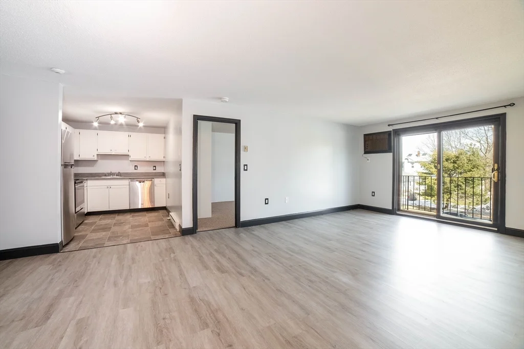 2 bed, 1 bath apartment for rent at 80 Staton St Unit 32, Belmont Hill — photo 9 of 20