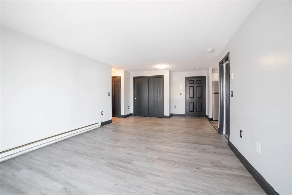 2 bed, 1 bath apartment for rent at 80 Staton St Unit 32, Belmont Hill — photo 11 of 20