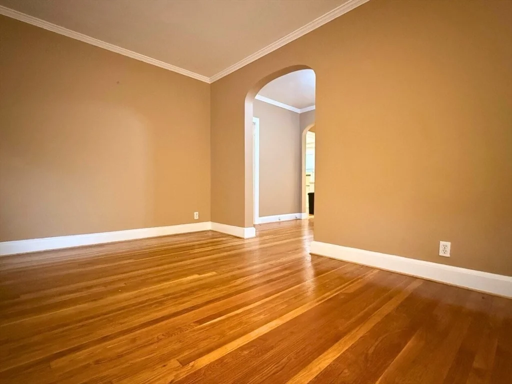 1 bed, 1 bath apartment for rent at 80 Strathmore Rd Unit 1, Brighton — photo 11 of 14