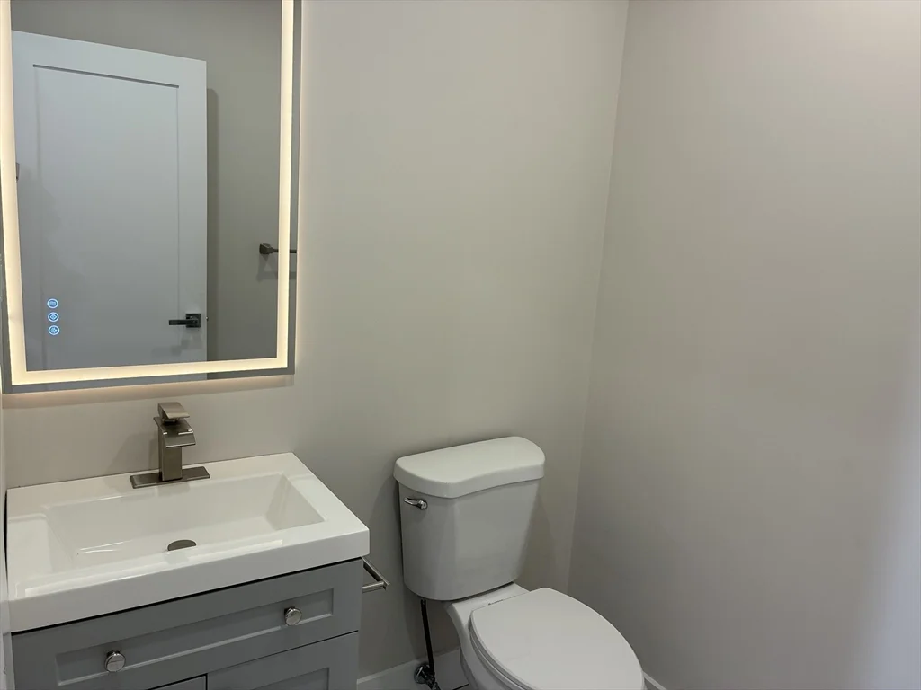 3 bed, 1 bath apartment for rent at 80 Sudan St Unit 3, Dorchester — photo 7 of 8