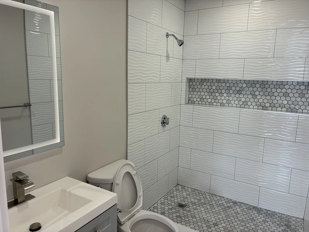3 bed, 1 bath apartment for rent at 80 Sudan St Unit 3, Dorchester — photo 6 of 8