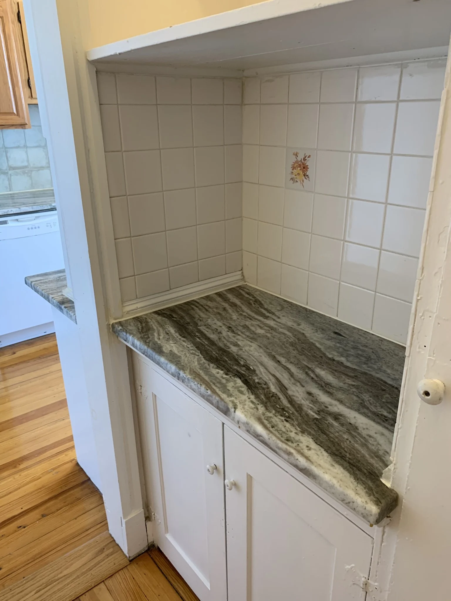 2 bed, 1 bath apartment for rent at 80 Sutherland Rd Unit 15, Brighton — photo 8 of 12