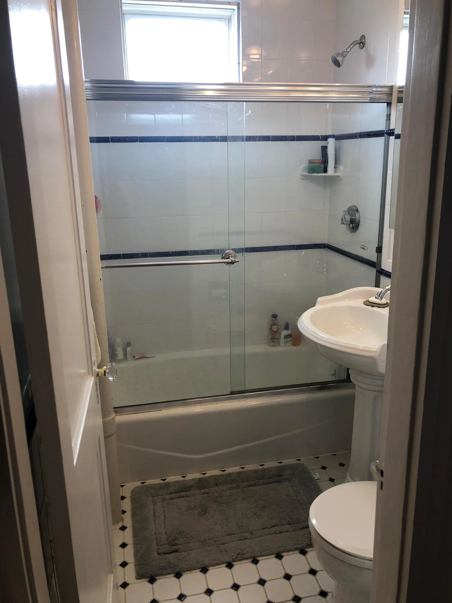 2 bed, 1 bath apartment for rent at 80 Sutherland Rd Unit 15, Brighton — photo 9 of 12